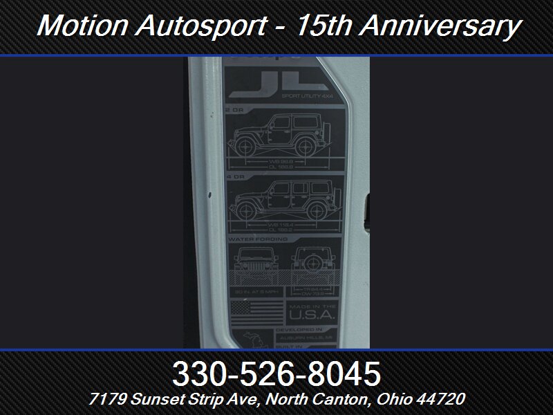 2018 Jeep Wrangler Unlimited Sahara 4X4 - Photo 13 - North Canton, OH 44720