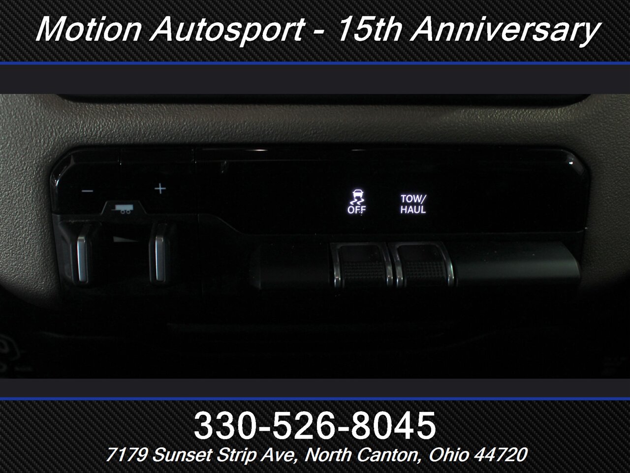 2019 RAM 1500 Laramie  Custom Lift 4X4 - Photo 23 - North Canton, OH 44720