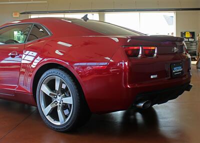 2010 Chevrolet Camaro SS  2SS With Stripes - Photo 6 - North Canton, OH 44720