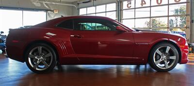 2010 Chevrolet Camaro SS  2SS With Stripes - Photo 10 - North Canton, OH 44720