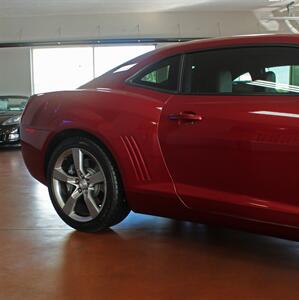 2010 Chevrolet Camaro SS  2SS With Stripes - Photo 43 - North Canton, OH 44720