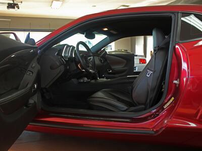 2010 Chevrolet Camaro SS  2SS With Stripes - Photo 13 - North Canton, OH 44720