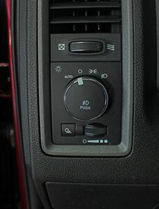 2019 RAM 1500 Classic Express  Custom Lift 4X4 - Photo 15 - North Canton, OH 44720