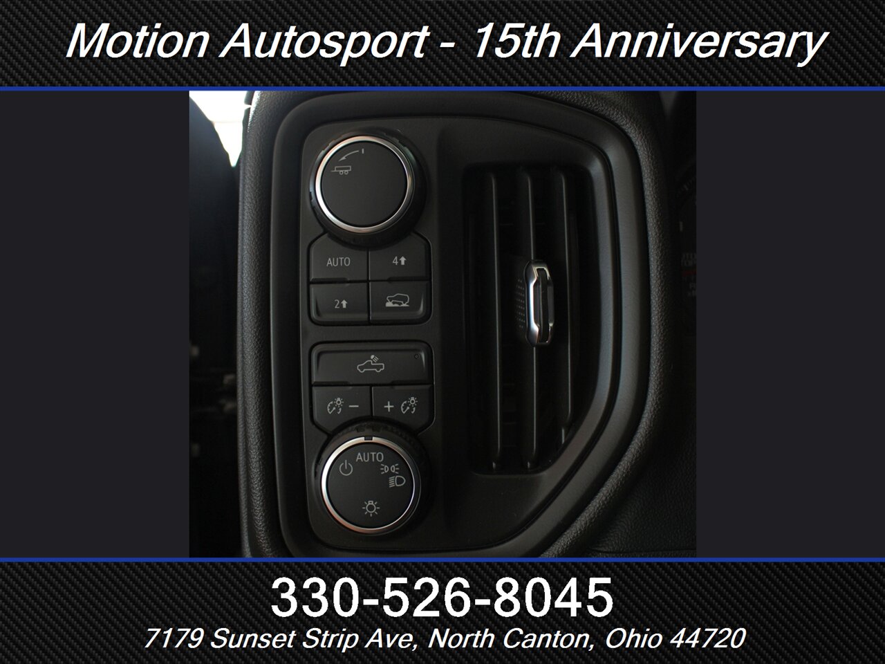 2024 Chevrolet Silverado 1500 Custom 4X4 - Photo 15 - North Canton, OH 44720