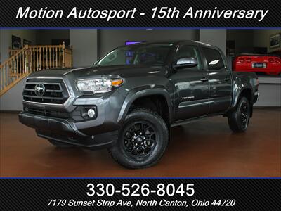 2022 Toyota Tacoma SR5 V6  4X4 Truck