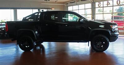 2020 Chevrolet Colorado ZR2  4X4 - Photo 10 - North Canton, OH 44720