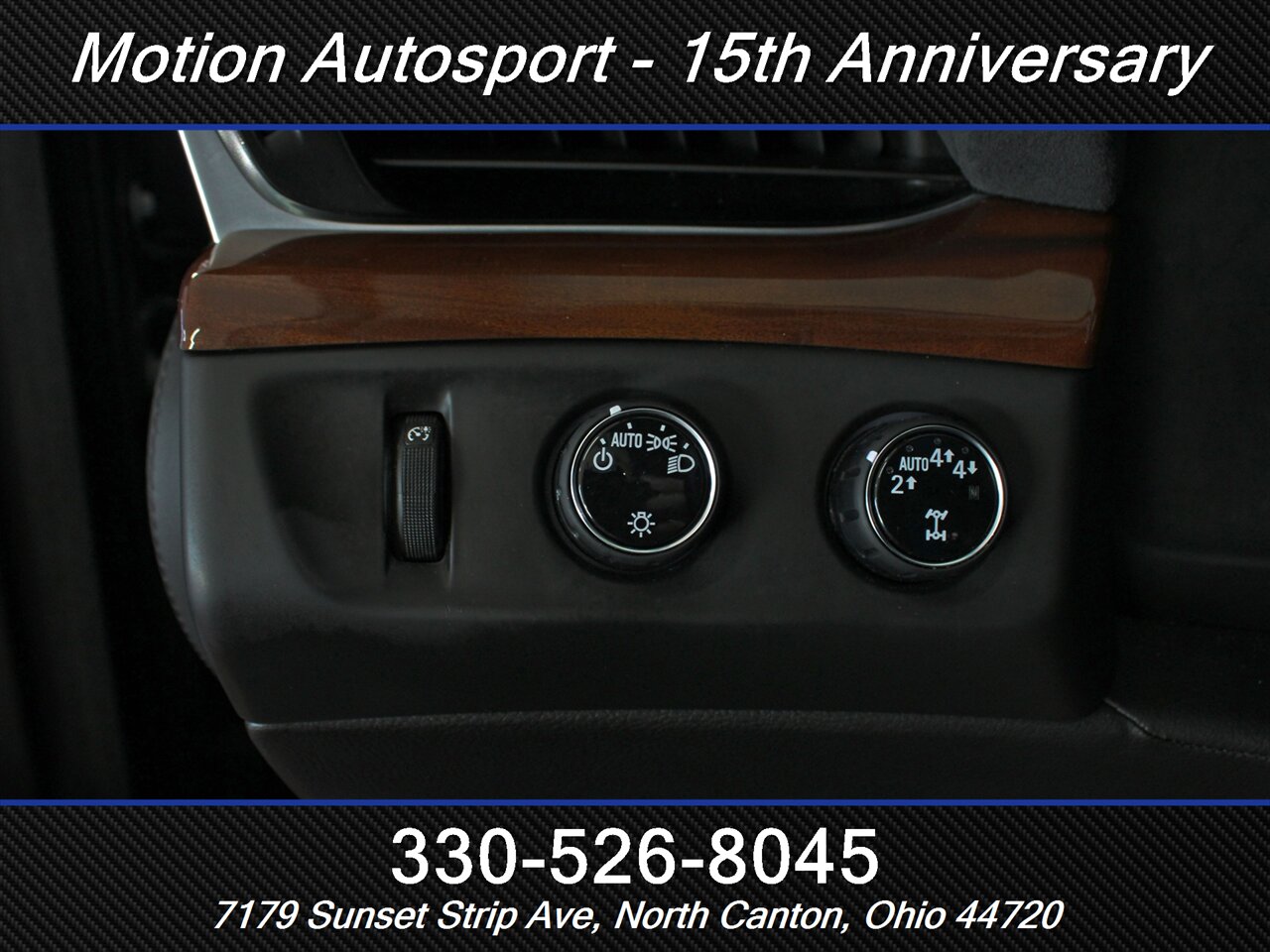 2020 Cadillac Escalade Luxury Moon Roof Navigation 4X4 - Photo 16 - North Canton, OH 44720