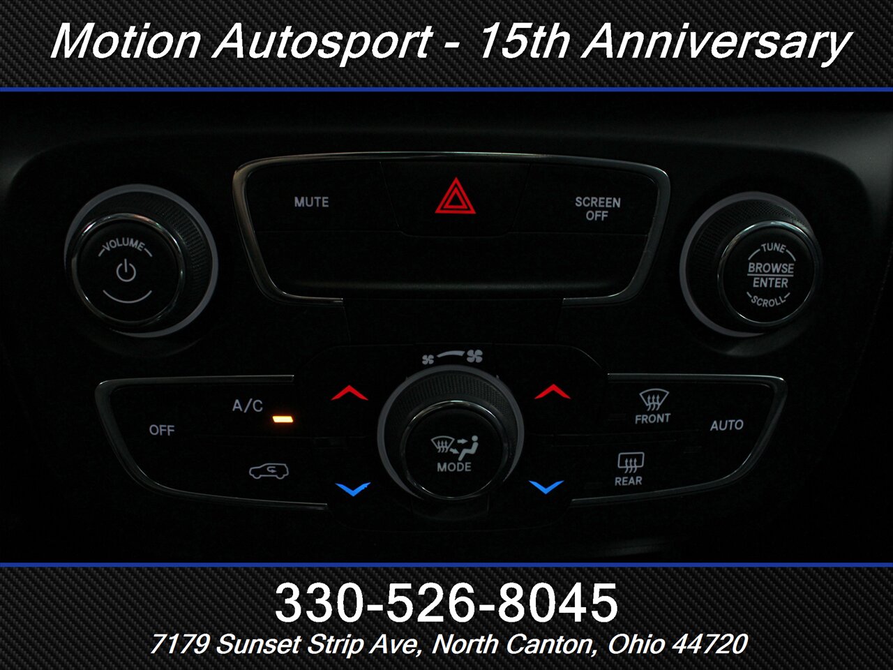 2018 Jeep Compass Latitude Panoramic Roof 4X4 - Photo 17 - North Canton, OH 44720