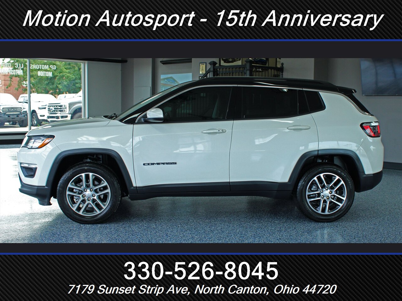2018 Jeep Compass Latitude Panoramic Roof 4X4 - Photo 5 - North Canton, OH 44720