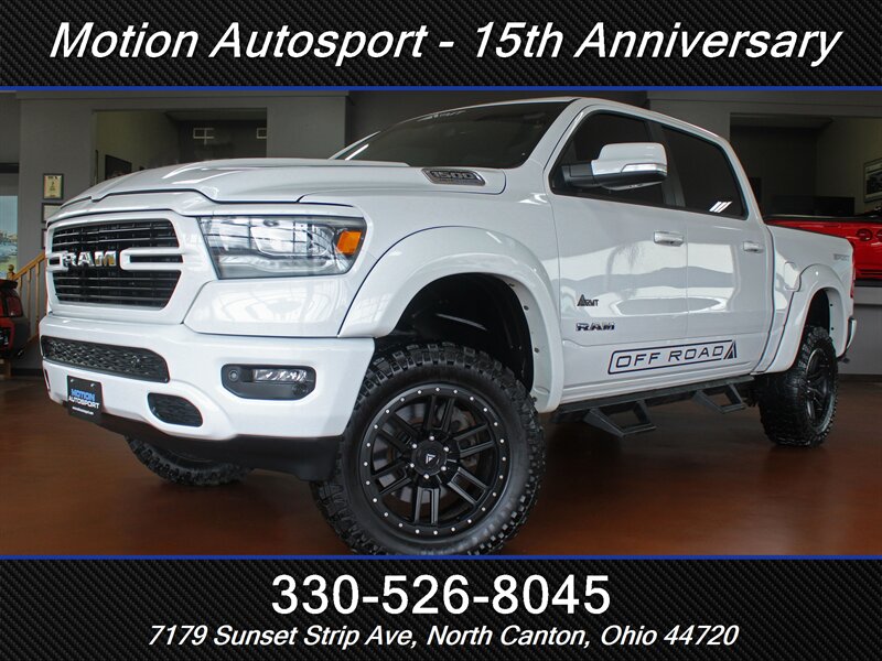 2021 RAM 1500 Big Horn Custom Lift  Panoramic Roof 4X4