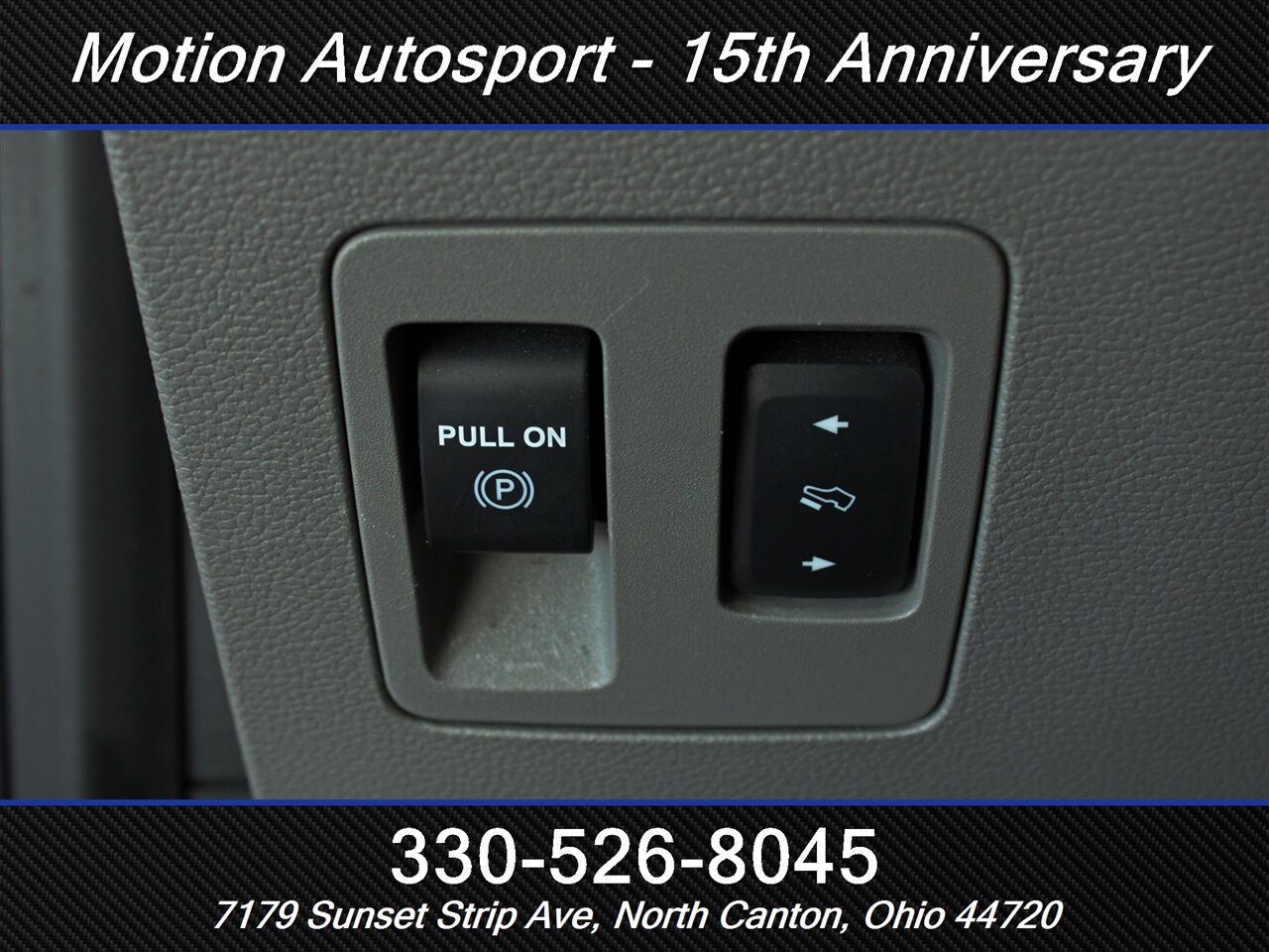 2018 Ford F-150 XLT Panoramic Roof Navigation 4X4 - Photo 18 - North Canton, OH 44720