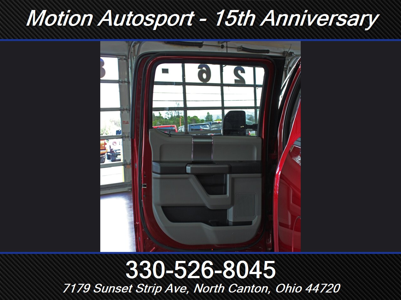 2018 Ford F-150 XLT Panoramic Roof Navigation 4X4 - Photo 38 - North Canton, OH 44720