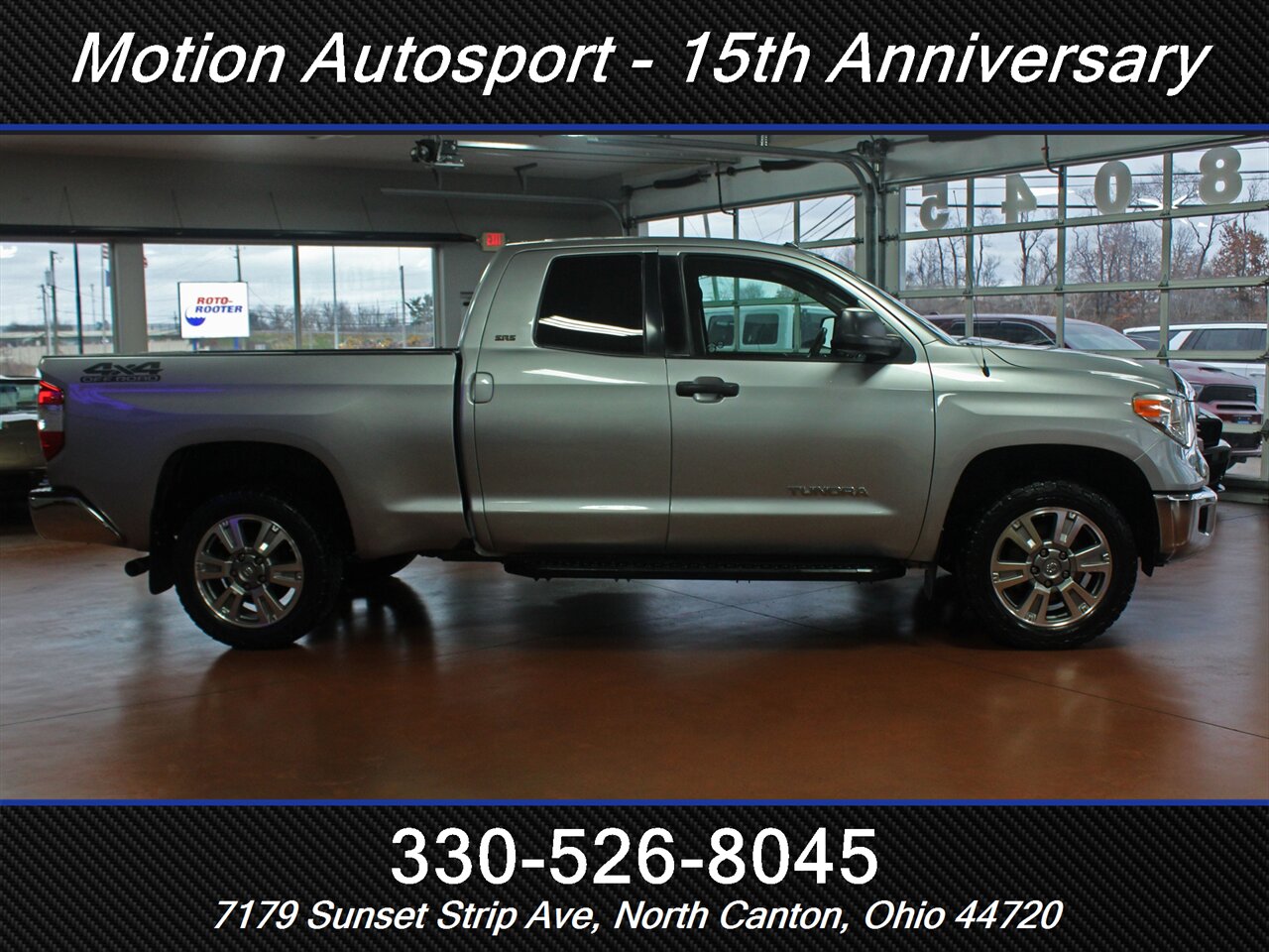2015 Toyota Tundra SR5 4X4 - Photo 12 - North Canton, OH 44720