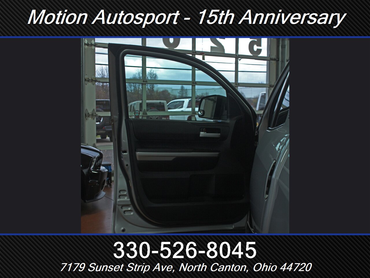 2015 Toyota Tundra SR5 4X4 - Photo 14 - North Canton, OH 44720