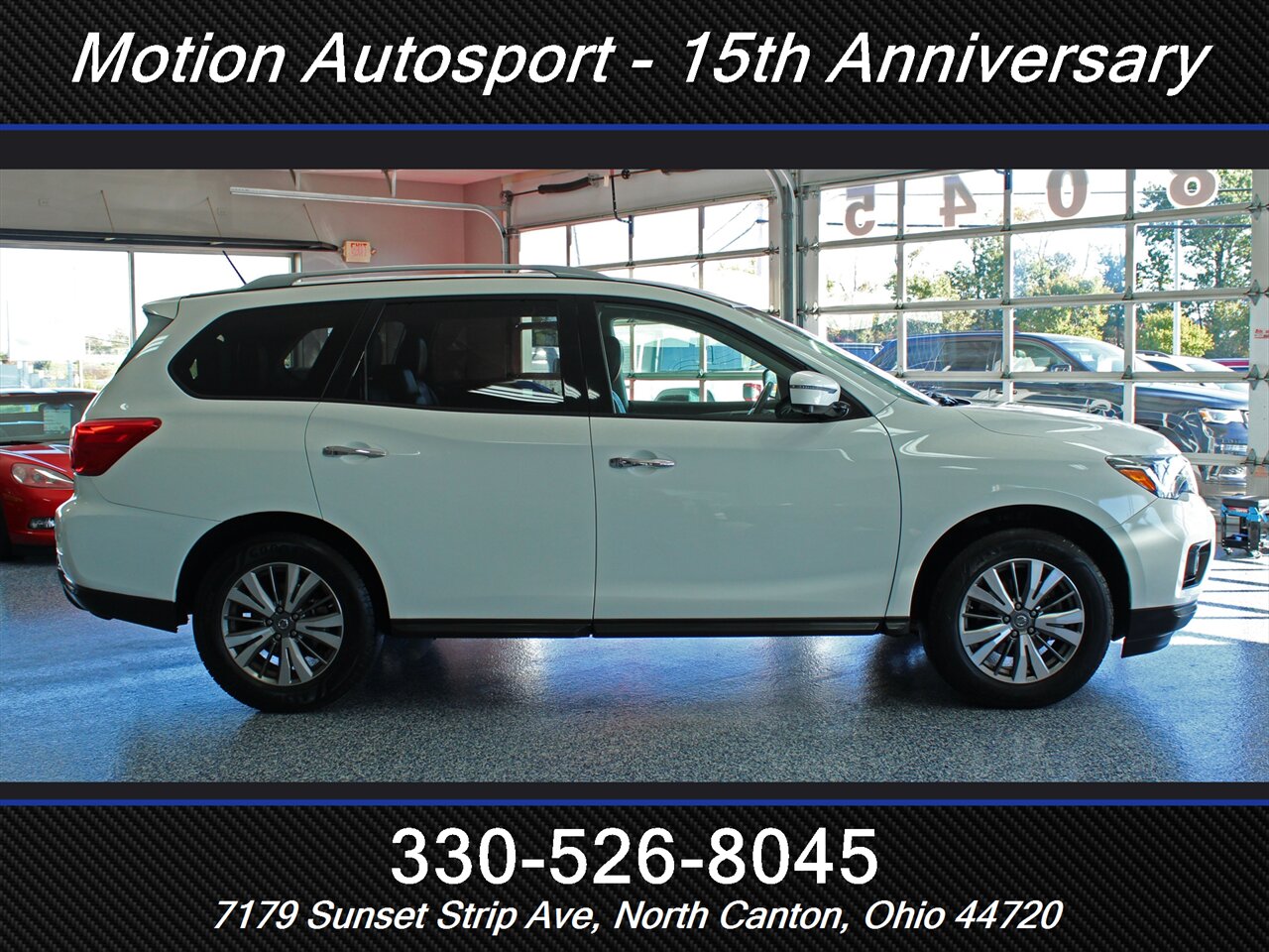 2018 Nissan Pathfinder SL 4X4 - Photo 8 - North Canton, OH 44720