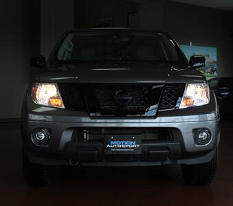 2020 Nissan Frontier SV  Midnight Edition 4X4 - Photo 34 - North Canton, OH 44720