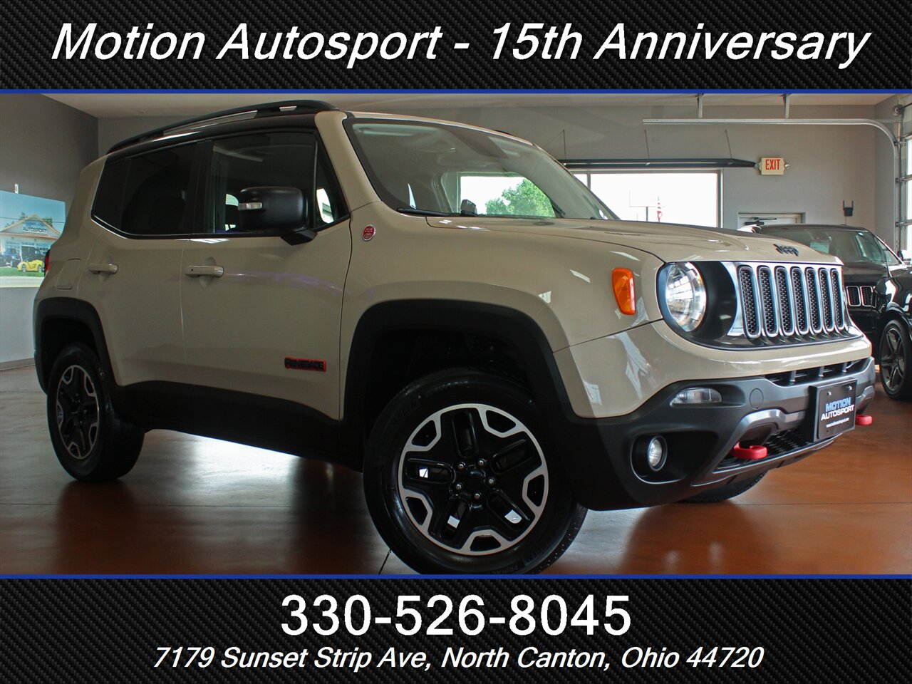 2016 Jeep Renegade Trailhawk  4X4 - Photo 2 - North Canton, OH 44720
