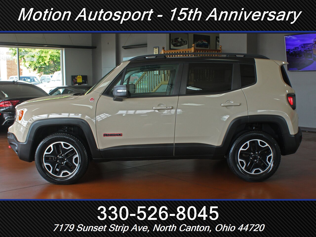 2016 Jeep Renegade Trailhawk  4X4 - Photo 7 - North Canton, OH 44720