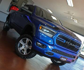 2019 RAM 1500 Sport  Custom Lift Panoramic Roof 4X4 - Photo 50 - North Canton, OH 44720