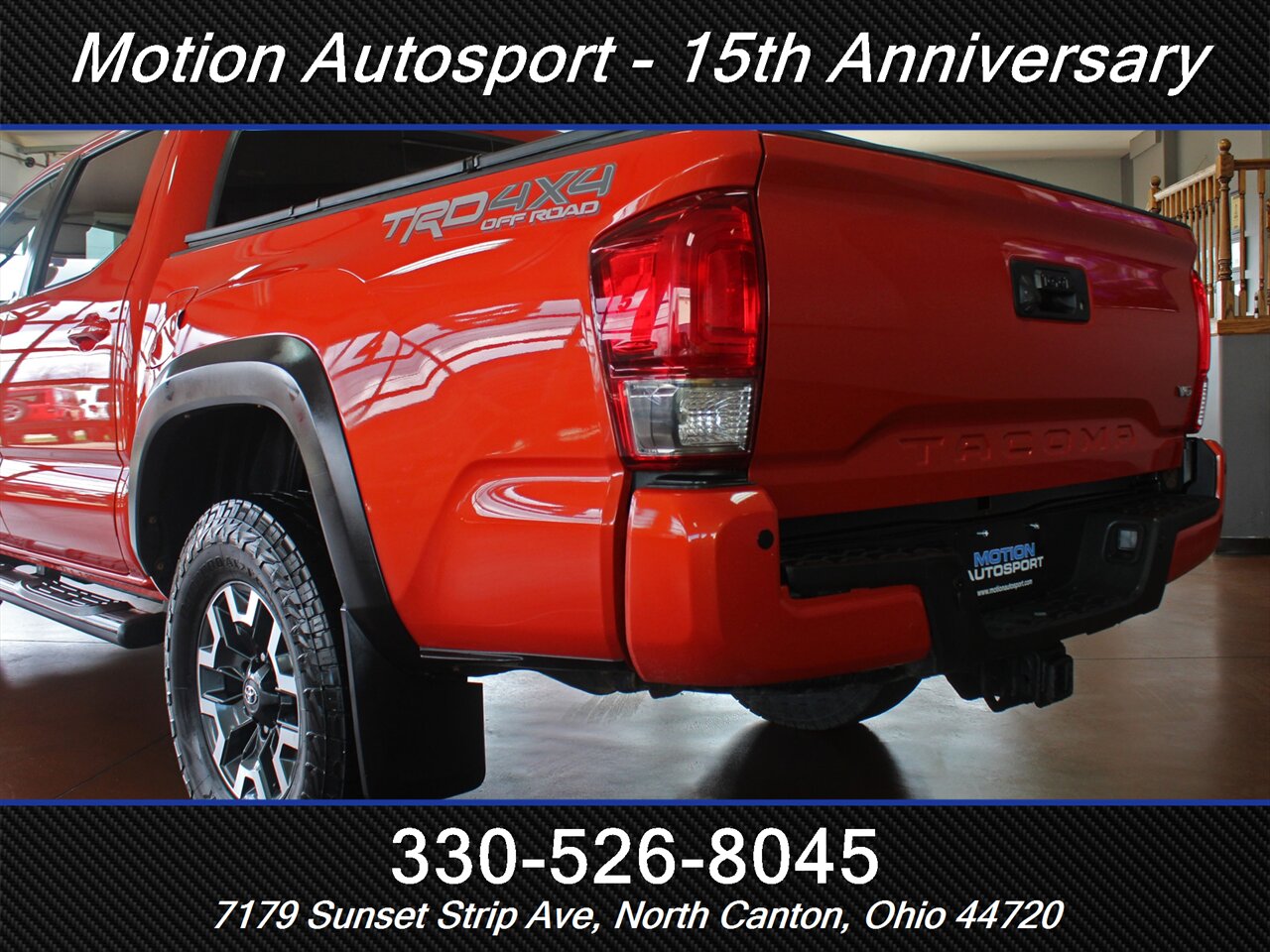 2017 Toyota Tacoma TRD Off-Road Moon Roof 4X4 - Photo 8 - North Canton, OH 44720