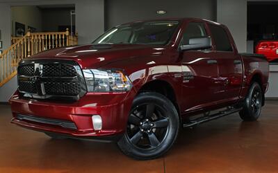 2019 RAM 1500 Classic Express  Black Top Package 4X4 - Photo 1 - North Canton, OH 44720