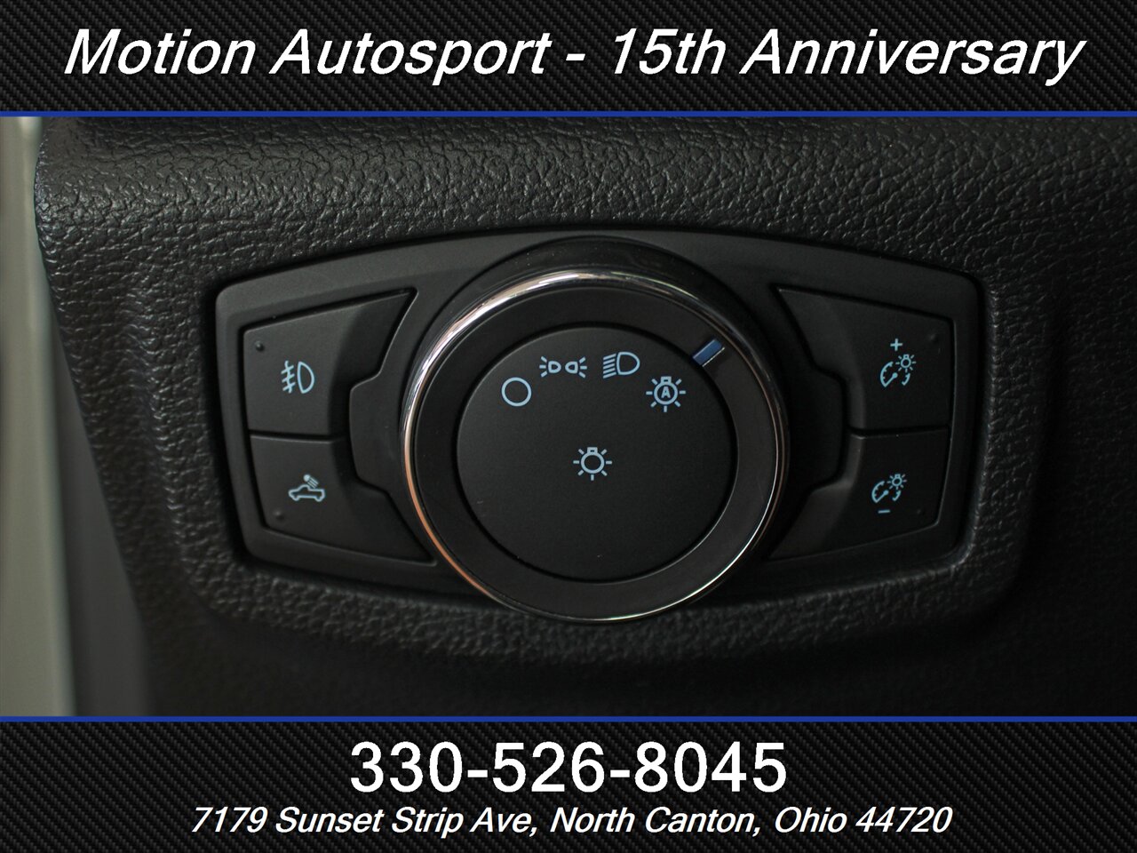 2018 Ford F-150 Lariat Sport Special Edition  Panoramic Roof 4X4 - Photo 17 - North Canton, OH 44720