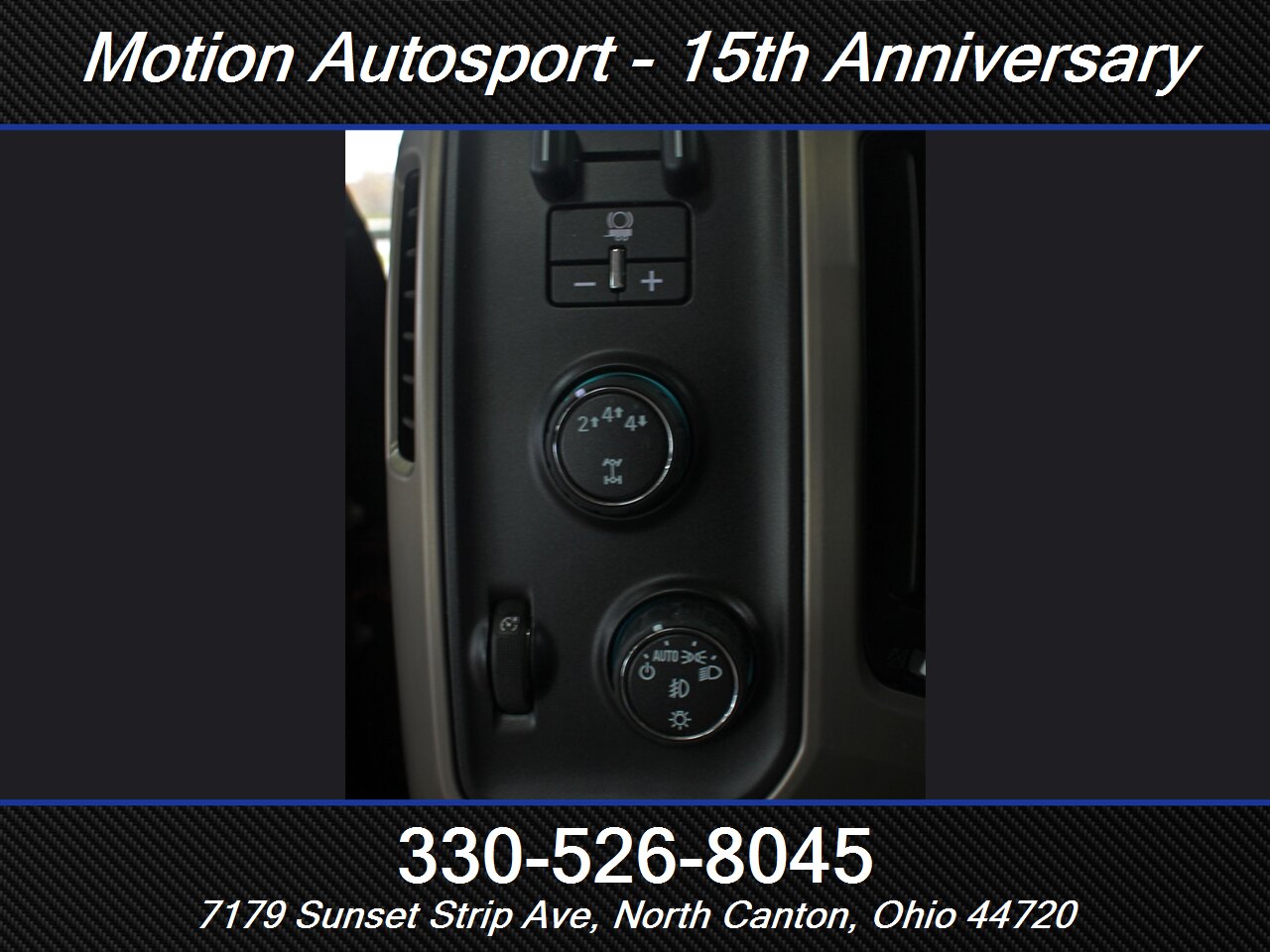 2018 GMC Sierra 3500 Denali Moon Roof Navigation 4X4 - Photo 17 - North Canton, OH 44720