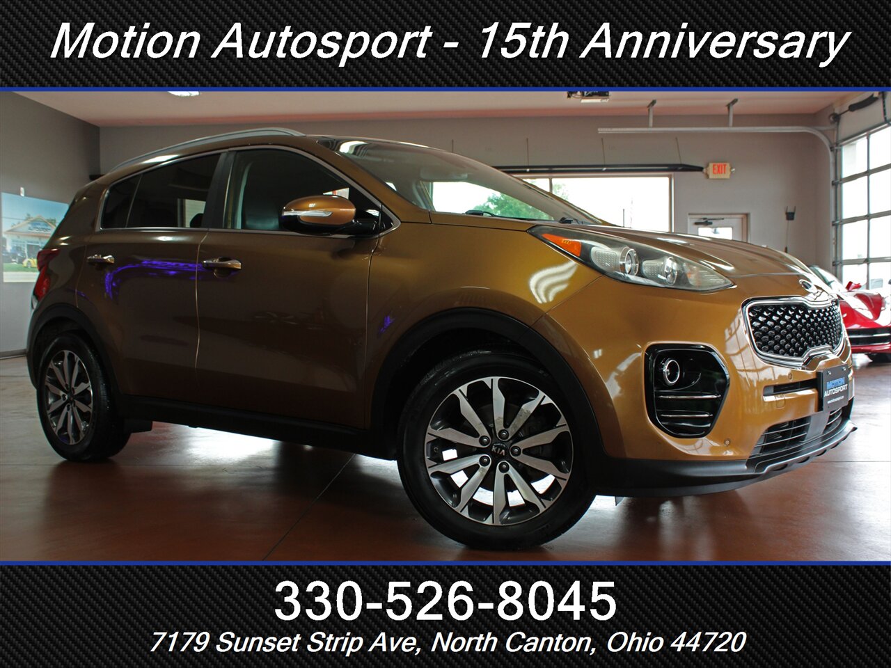 2017 Kia Sportage EX - Photo 2 - North Canton, OH 44720
