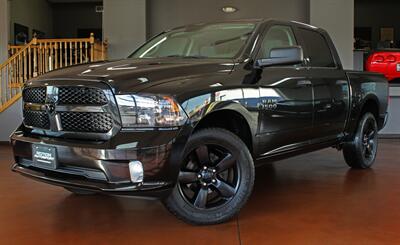 2017 RAM 1500 Express  Black Top Edition 4X4 - Photo 1 - North Canton, OH 44720