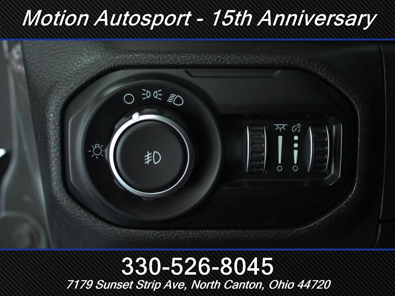 2018 Jeep Wrangler Unlimited Sport Hard Top 4X4 - Photo 13 - North Canton, OH 44720