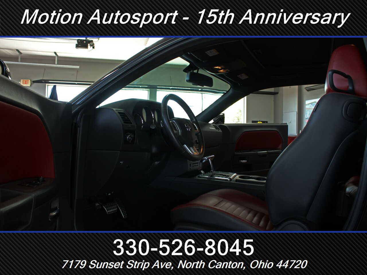 2013 Dodge Challenger R/T Classic  Moon Roof Navigation - Photo 16 - North Canton, OH 44720
