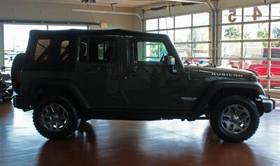 2015 Jeep Wrangler Unlimited Rubicon  4X4 - Photo 11 - North Canton, OH 44720