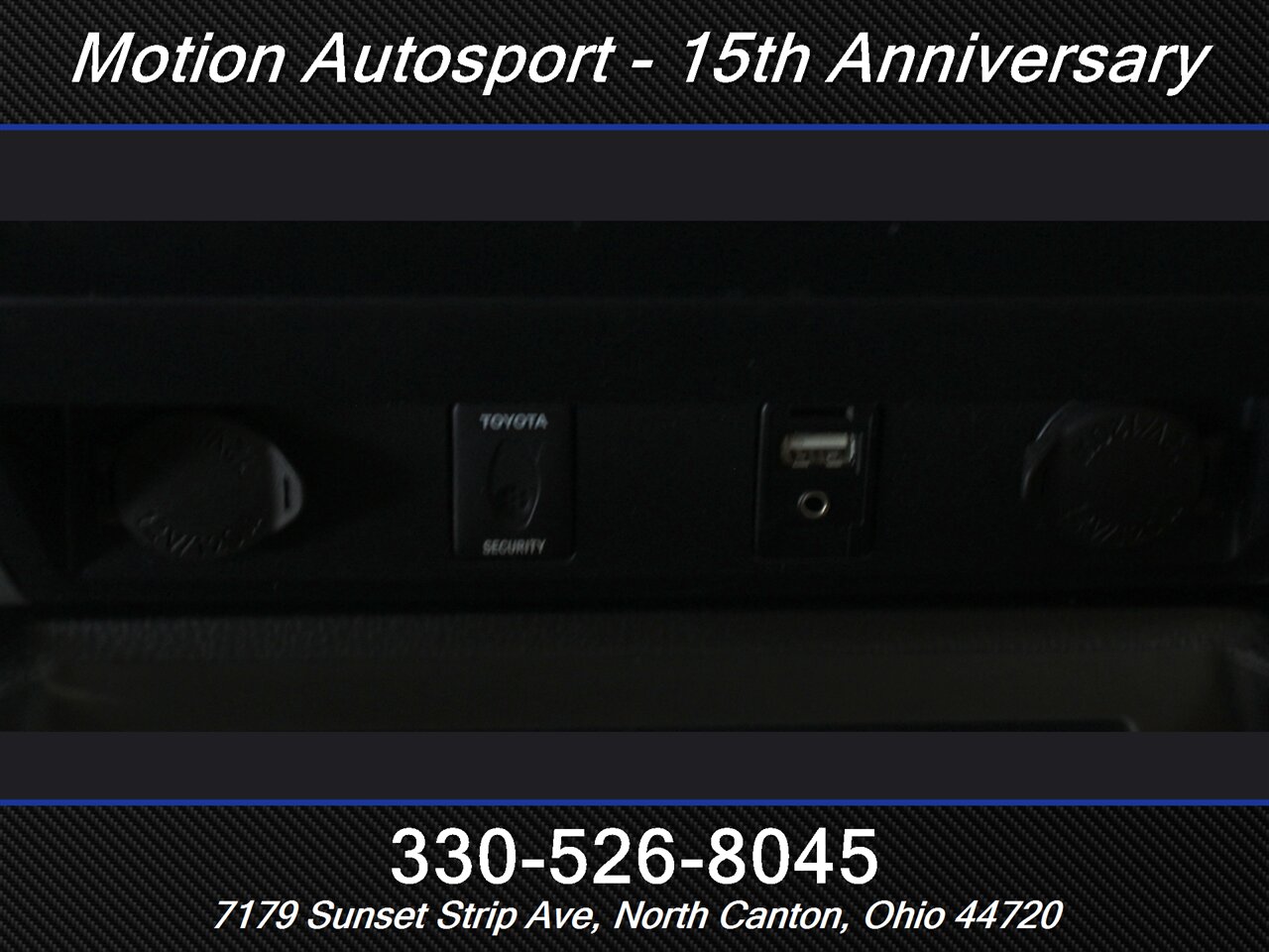 2017 Toyota Tundra 1794 Edition  Moon Roof Navigation 4X4 - Photo 24 - North Canton, OH 44720