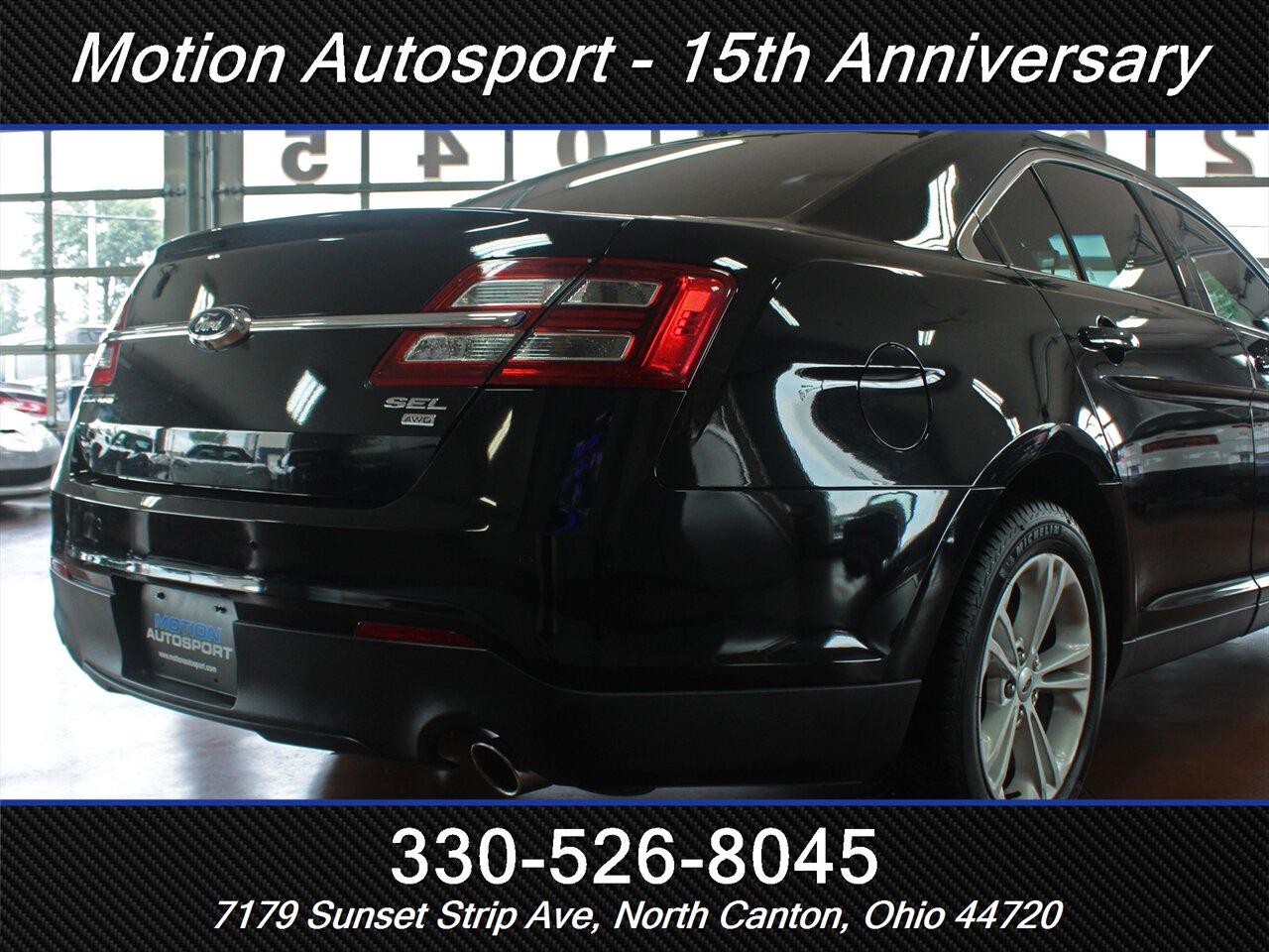 2016 Ford Taurus SEL  AWD - Photo 11 - North Canton, OH 44720