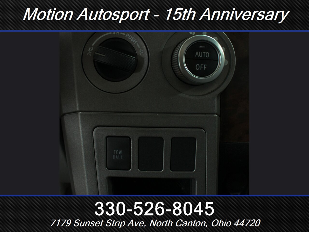 2011 Toyota Tundra Limited  Moon Roof Navigation 4X4 - Photo 22 - North Canton, OH 44720