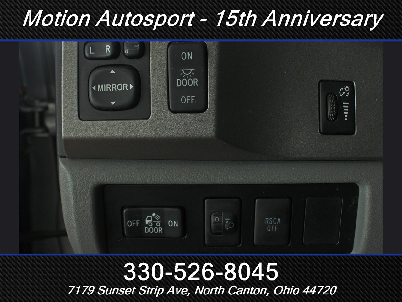 2011 Toyota Tundra Limited  Moon Roof Navigation 4X4 - Photo 17 - North Canton, OH 44720