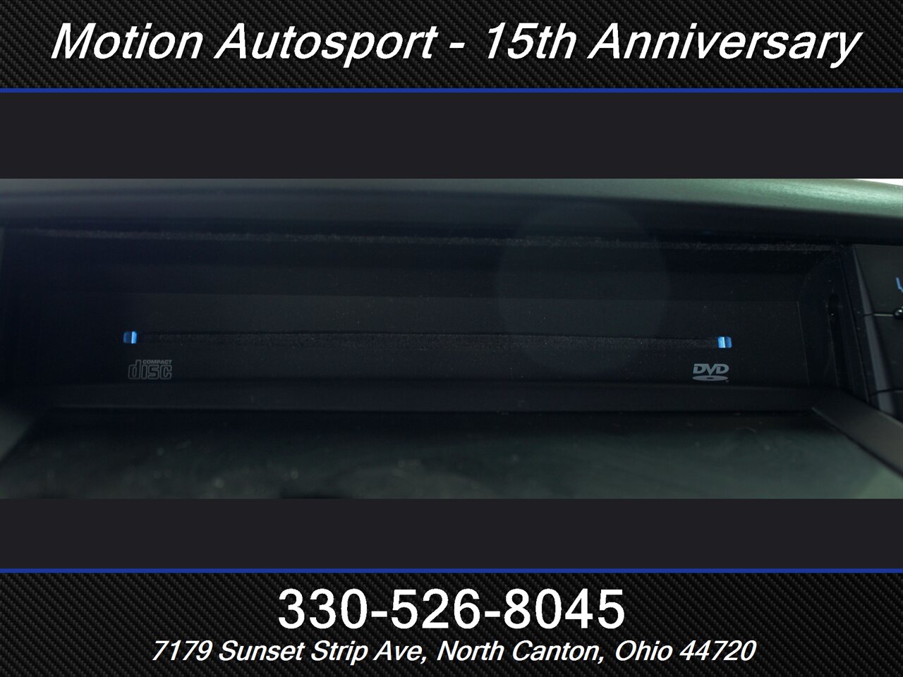 2015 Chrysler Town & Country S   - Photo 27 - North Canton, OH 44720