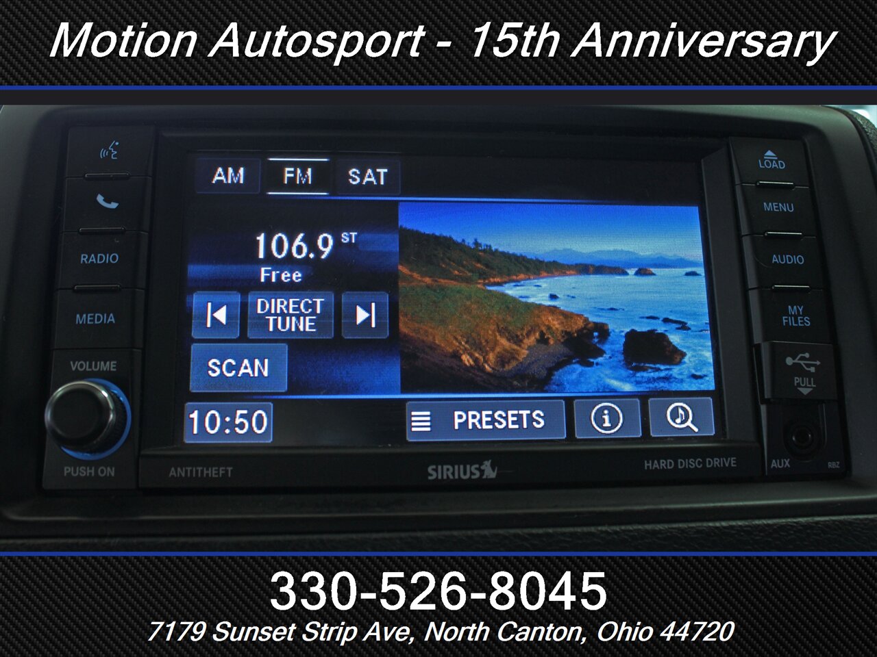 2015 Chrysler Town & Country S   - Photo 26 - North Canton, OH 44720