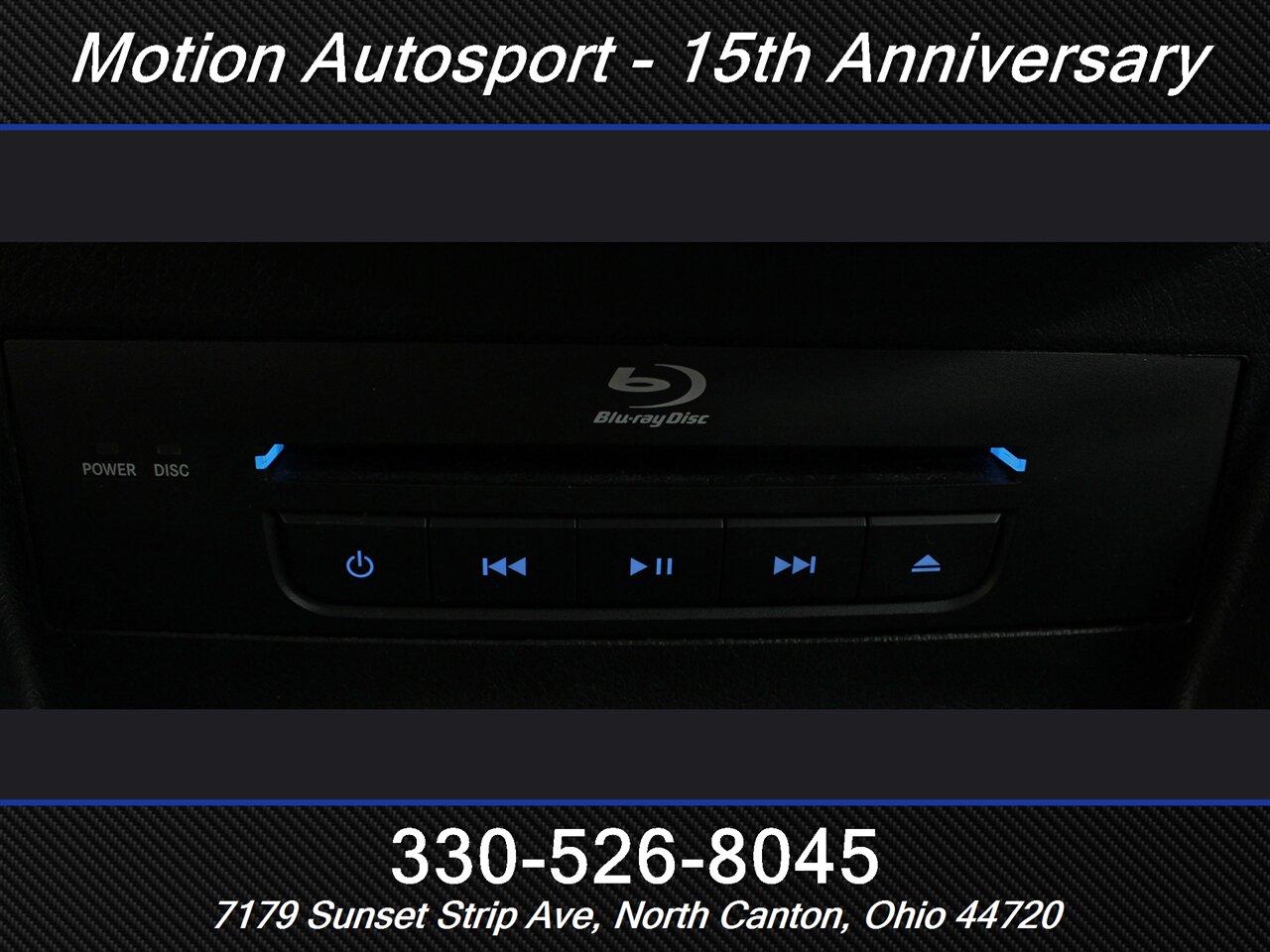 2015 Chrysler Town & Country S   - Photo 22 - North Canton, OH 44720