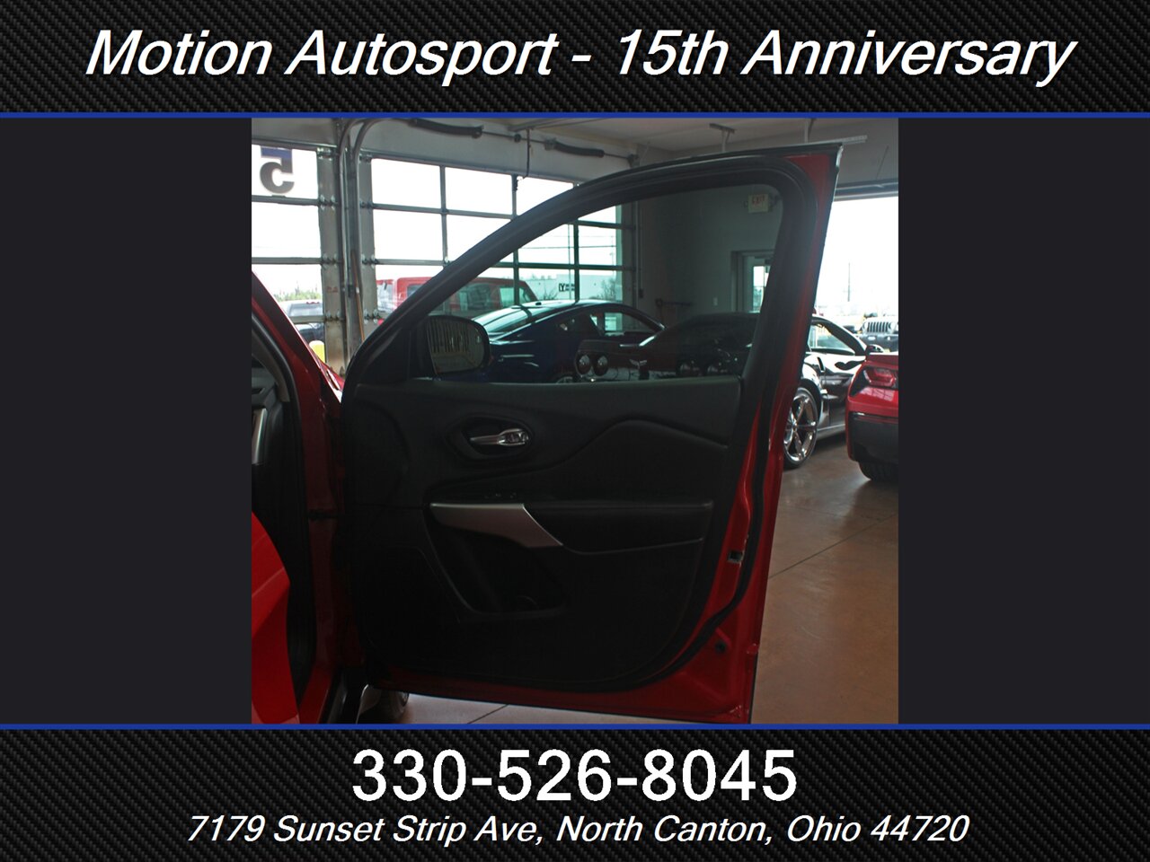 2017 Jeep Cherokee Trailhawk Moon Roof Navigation 4X4 - Photo 33 - North Canton, OH 44720