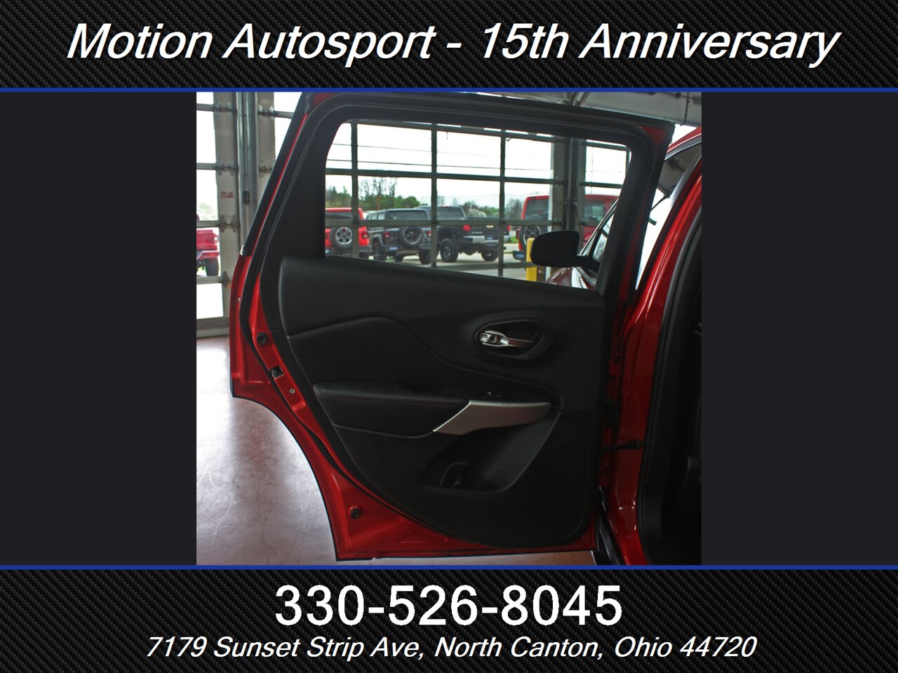 2017 Jeep Cherokee Trailhawk Moon Roof Navigation 4X4 - Photo 39 - North Canton, OH 44720