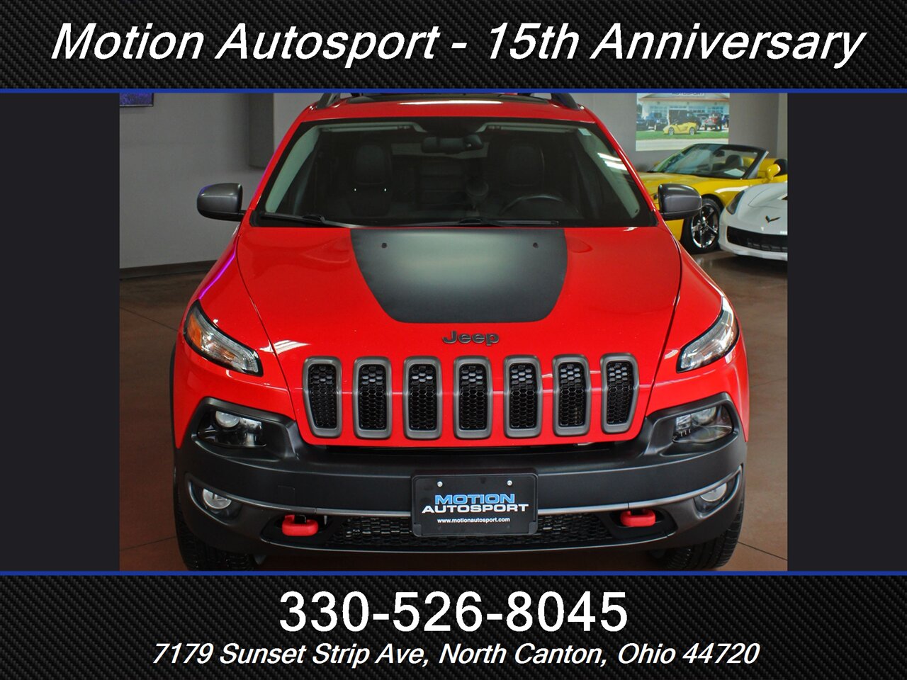 2017 Jeep Cherokee Trailhawk Moon Roof Navigation 4X4 - Photo 4 - North Canton, OH 44720