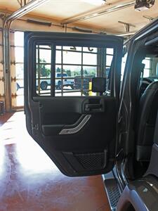 2018 Jeep Wrangler JK Unlimited Sahara  Hard Top Leather Navigation 4X4 - Photo 33 - North Canton, OH 44720