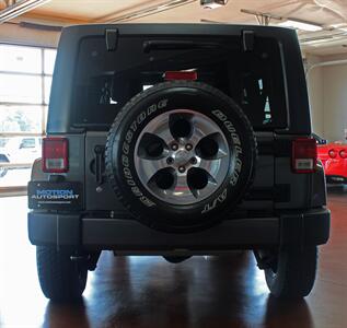 2018 Jeep Wrangler JK Unlimited Sahara  Hard Top Leather Navigation 4X4 - Photo 7 - North Canton, OH 44720