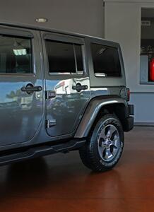 2018 Jeep Wrangler JK Unlimited Sahara  Hard Top Leather Navigation 4X4 - Photo 41 - North Canton, OH 44720