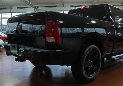 2022 RAM 1500 Classic SLT  Black Top Edition 4X4 - Photo 9 - North Canton, OH 44720