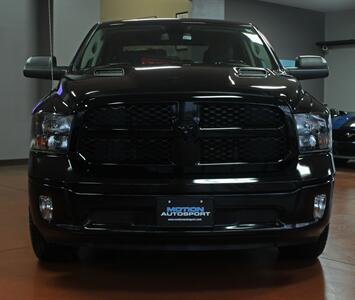 2022 RAM 1500 Classic SLT  Black Top Edition 4X4 - Photo 3 - North Canton, OH 44720