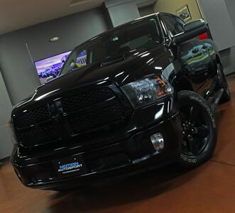 2022 RAM 1500 Classic SLT  Black Top Edition 4X4 - Photo 50 - North Canton, OH 44720