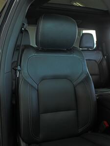 2019 RAM 1500 Big Horn  Panoramic Moon Roof Navigation 4X4 - Photo 34 - North Canton, OH 44720