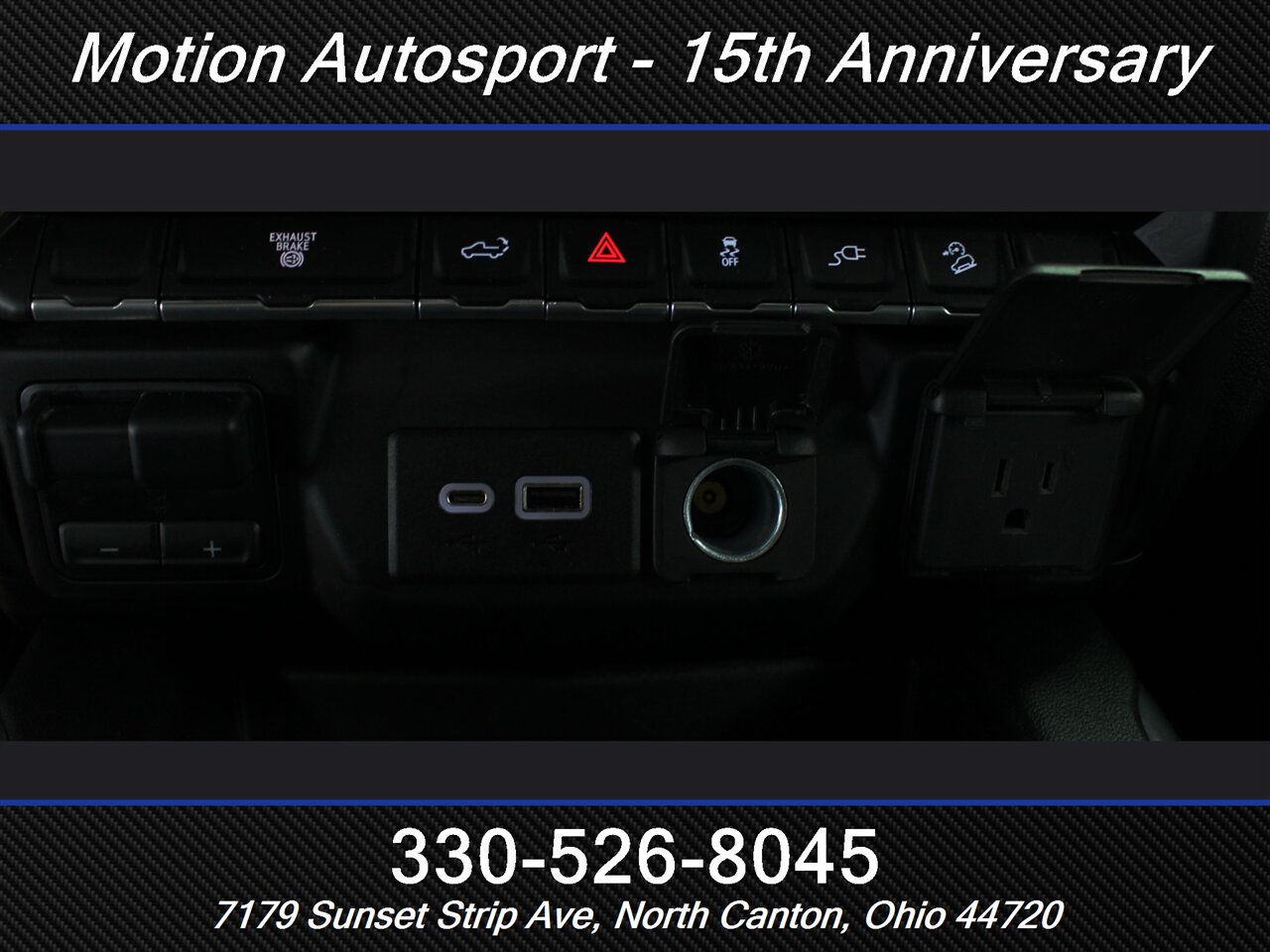 2022 GMC Sierra 2500 AT4  4X4 - Photo 21 - North Canton, OH 44720